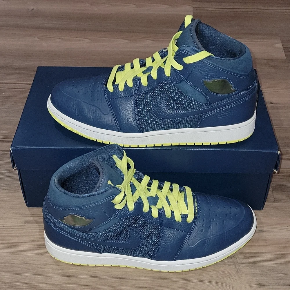 AIR JORDAN 1 RETRO 97 TXT - Picture 3 of 11